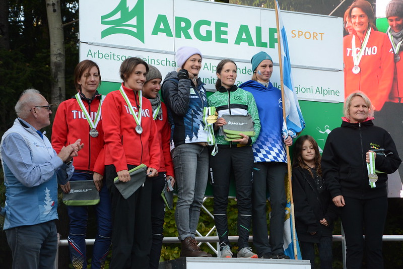 Siegerehrung D35- (mit Katrin Lorenz-Baath)